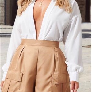 M/L white plunge blouse